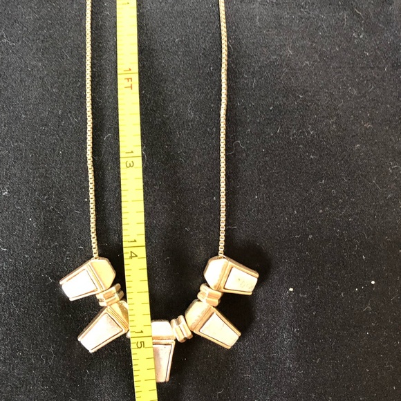 Gold and silver tone necklace. - Picture 9 of 9